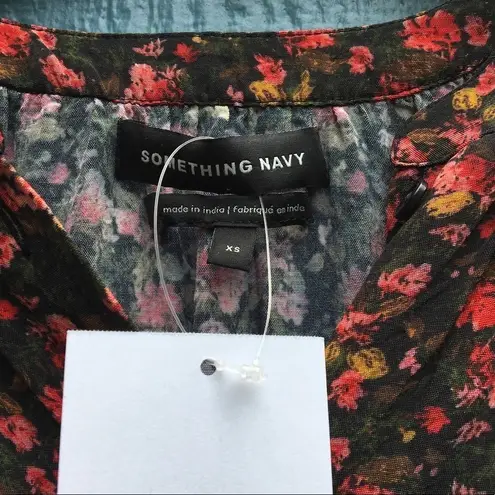 Something Navy NWT  Easy Volume Floral Blouse XS