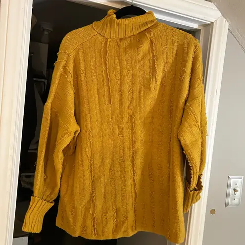 Gilli Yellow Turtleneck Sweater with Cuffed Long Sleeves High Low Size Small