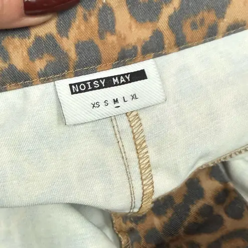 Noisy May Leopard Print Straight Leg Pants Medium NWOT Nordstrom