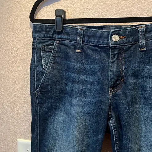 Banana Republic  Sz 29 or 8 Distressed Capri Length Jeans