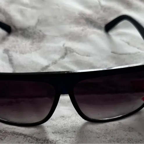 NWT Black frame and lens cat eye UV400 Sunglasses summer bohemian vacation