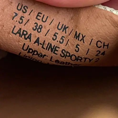 Gentle Souls Women’s Lara A-Line Sporty Gold Leather Slip-On Espadrilles Sz 7.5