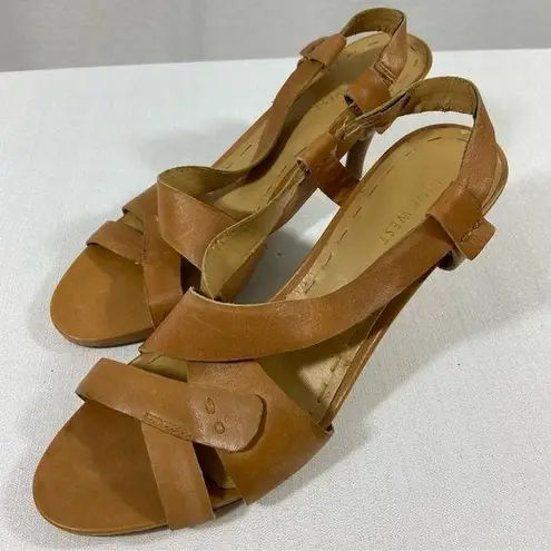 Nine West Camel Leather Kitten Heel Newbryonie Slingback Sandals Size 8.5M Tan