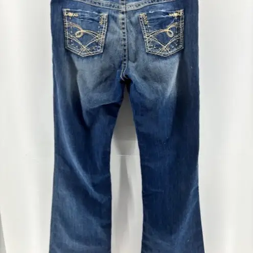 BKE Buckle Denim Jeans Kate Stretch Bootcut Whiskers 32x35.5 Medium Dark Wash