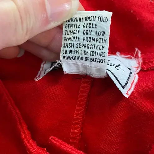 Players Sport Vintage Red Button