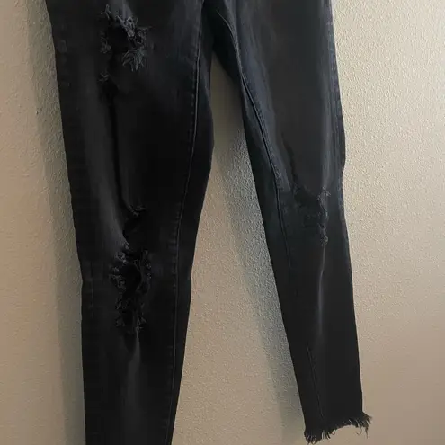 American Eagle black super stretch ripped
