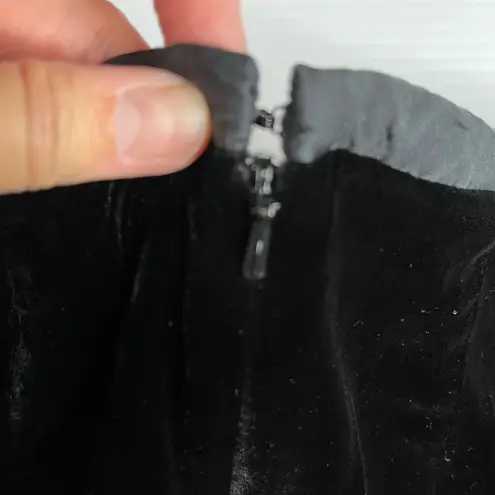 Oscar de la Renta Pencil Skirt Vintage Retro 70s Black Velvet Sz 8 Something!