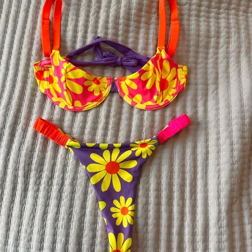 Daisy One One Swim  Print Bikini Size S