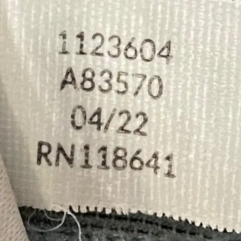 Cacique Lightly lined no wire sage green Wireless Bra
Size 50D