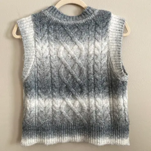 a.n.a Gray And White Knit Sweater Vest