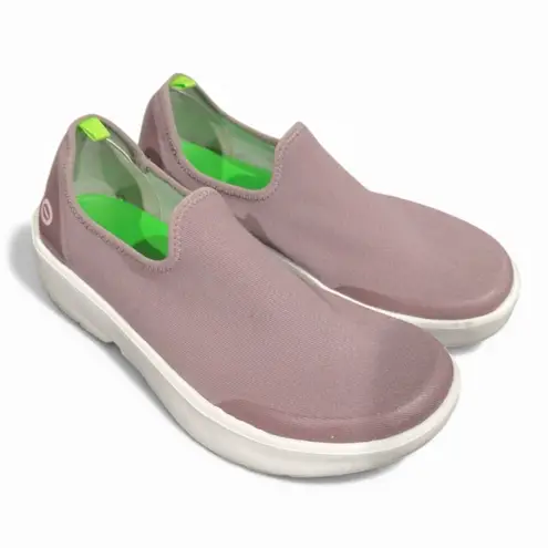 OOFOS OOmg eeZee Low Shoe in Mauve Purple Size 8