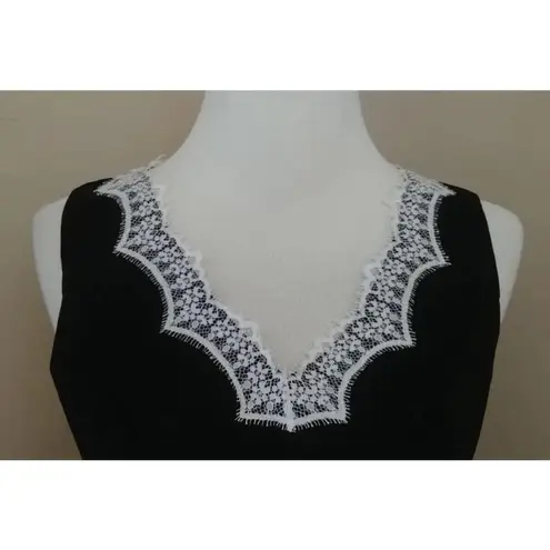 Chi Chi London Black & White Lace Fit & Flare Rockabilly PinUp Modcloth Dress