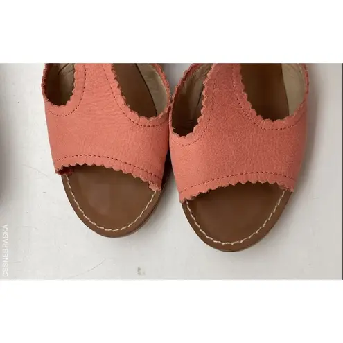 Peach Anthropologie heels by Latigo, coral leather - Size 9