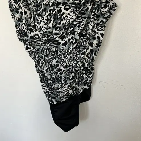 Magic suit by miracle suit Black and silver leopard gathered high neck swimsuit Size M