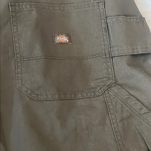 Dickies Women’s Green Duck Relaxed Carpenter Plus Size Shorts - NWT