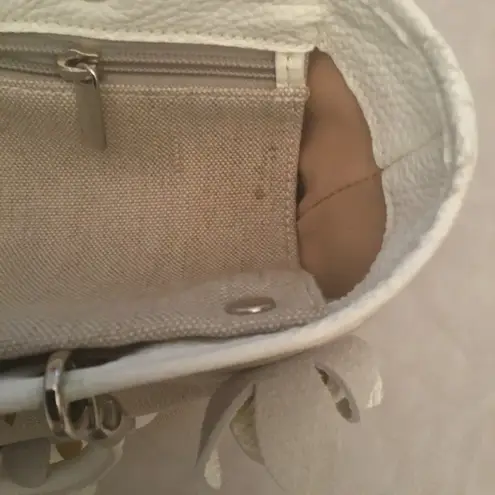 NWT. Castellari linen purse with leather trim