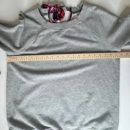 Crown & Ivy Gray Plaid Bow Tie Back Sweatshirt Large Cozy Fall Holiday Pullover