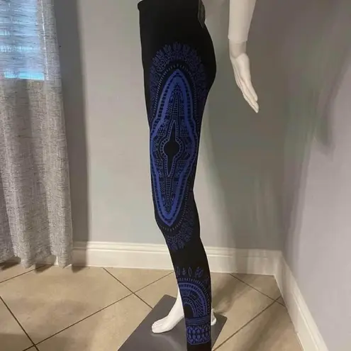 Black and Blue Patterned Women's Leggings Size undefined
