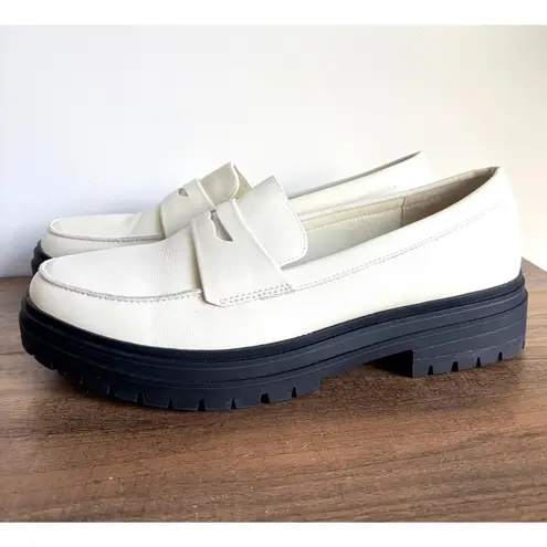 Quince NWOB Italian White Leather Lug Sole Loafers Women's 11 Slip On Trendy