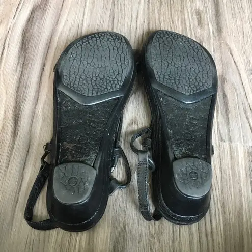 Born hand made black leather strappy flat thong Sandals Shoes Womens Size… Size 7