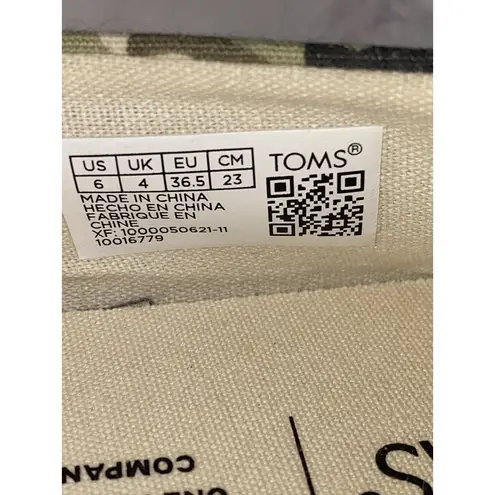 Toms Shoes Womens 6 Casual Slip On Flats Comfort Camo Print 10016779 Gray Fabric Green