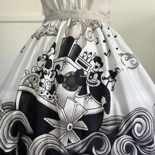 Disney New Stitch Shoppe Loungefly  Steamboat Willie Sandy Skirt Mickey Mouse M