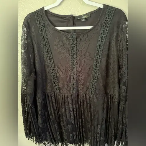 Suzanne Betro Babydoll Blouse Tunic Black Plus Size 1X Crochet & Lace Floral