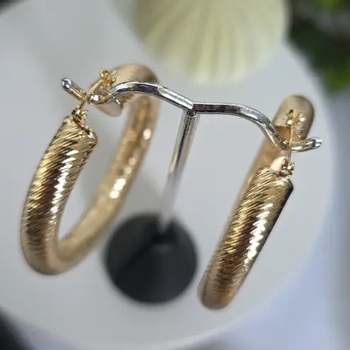 Gold Chunky Round Swirl Hoop Earrings