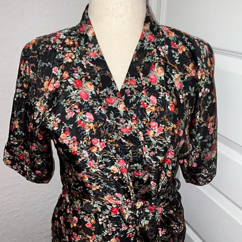 Ilese Stevens Vintage Floral Short Sleeve Short Robe with Belt Size S
