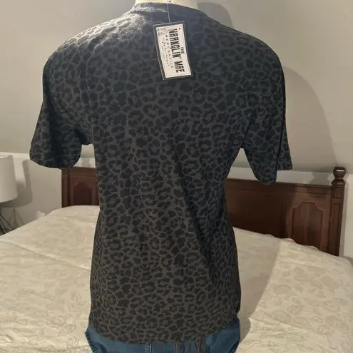 Pink Leopard Lips Chenille Patch Graphic Tee Black Size M