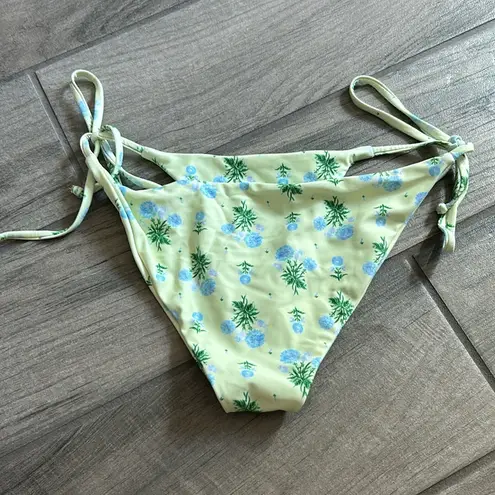 Bay 2 floral bikini bottom Green