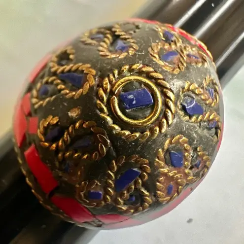 Tribal Nepalese Mosaic Ring – Coral & Lapis Inlay, Brass Setting Red