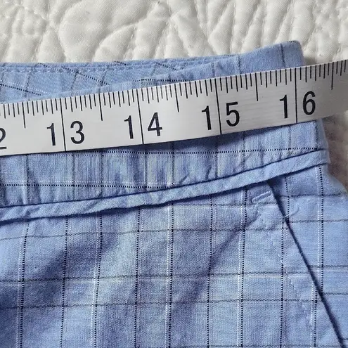 IZOD  Golf ClassicBlue Checkered Women's Shorts Size 8 Used good Condition