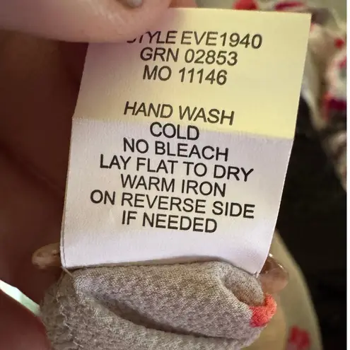 Fig and Flower mulit print L NWT femine whimiscal tie sleeve boho chic Blue Size L