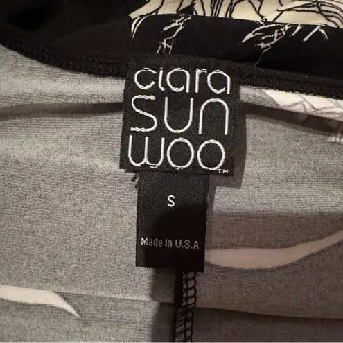 Clara Sun Woo Cream & Black Floral Print Stretch 3/4 Sleeve Tunic Top Sz S NEW