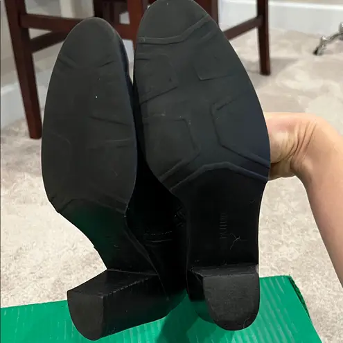 Chic Black Leather Heeled Boots Size 7.5