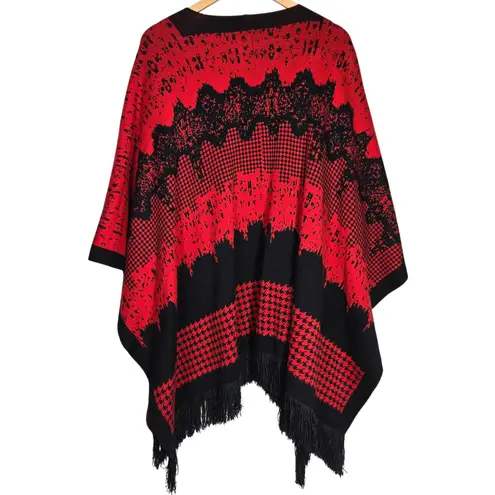 Ming Wang Red Black Geometric Pattern Fringe Knit Poncho Wrap Women's