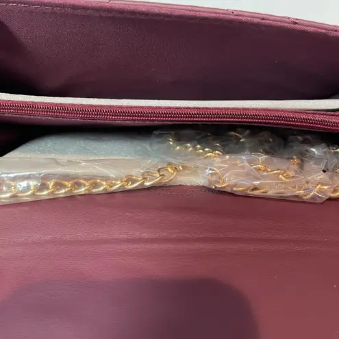 Badgley Mischka NEW! Plum 2-Way Chevron Quilted Crossbody Clutch Bag - NWT