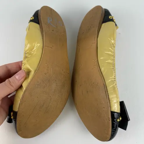 Miu Miu  Studded Patent Leather Bow Ballet Flats - Image 4