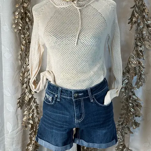 Love Indigo Women's Denim Shorts with Embroidered Pockets