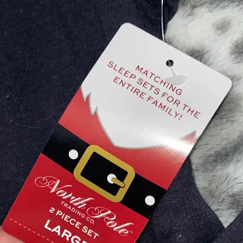 Pacific&Co North Pole Trading . Pajama Top