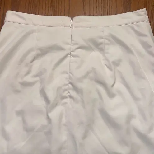 House of Cards Glossy Round Disc Embellished A