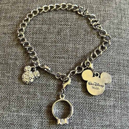 Disney VTG  Silver Tone Bracelet With Charms