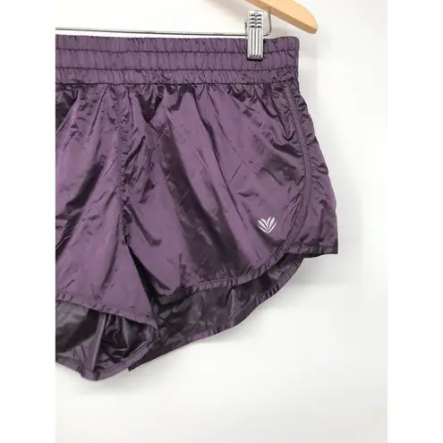 Forever 21  Shorts Women's Purple Athletic Camouflage Shorts Back Pocket Medium