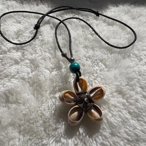 Cowrie Shell Flower Necklace Beachy Cord Pendant Boho Summer Jewelry Tan