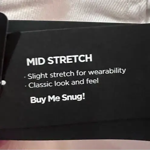 Silver Jeans Co. Most Wanted Mid Rise Straight Crop Jeans in White Plus Size 18W