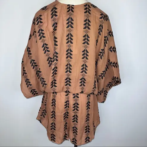 Elan Brown Black V Neck Short Romper Small Boho Arrow Tribal Design NWT