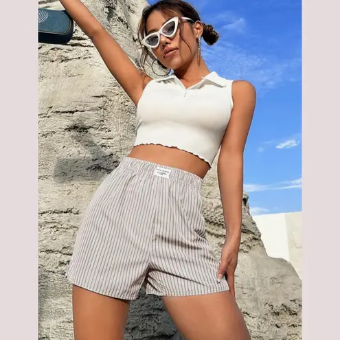 NWT Y2K Striped Elastic High Waisted Straight Leg Boxer Shorts