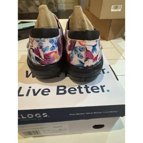 Woman's Clogs Klogs Footwear Ascent Happy Flowers Patent Size 7