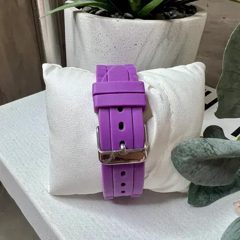 Gossip Purple Watch